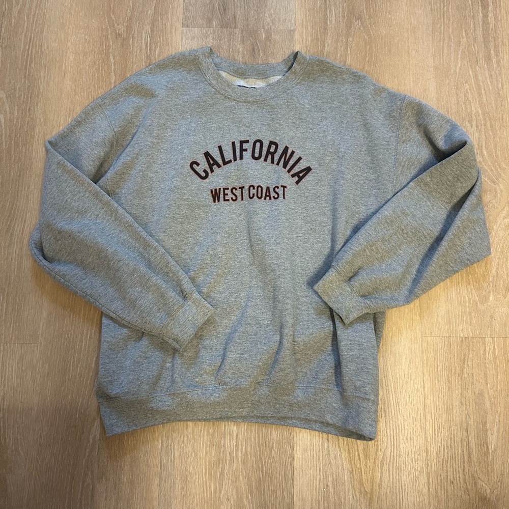 Pretty Little Things Crewneck